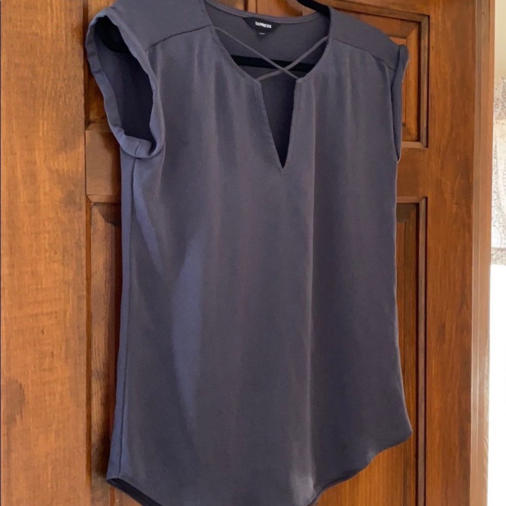 Express Top - Picture 3 of 4